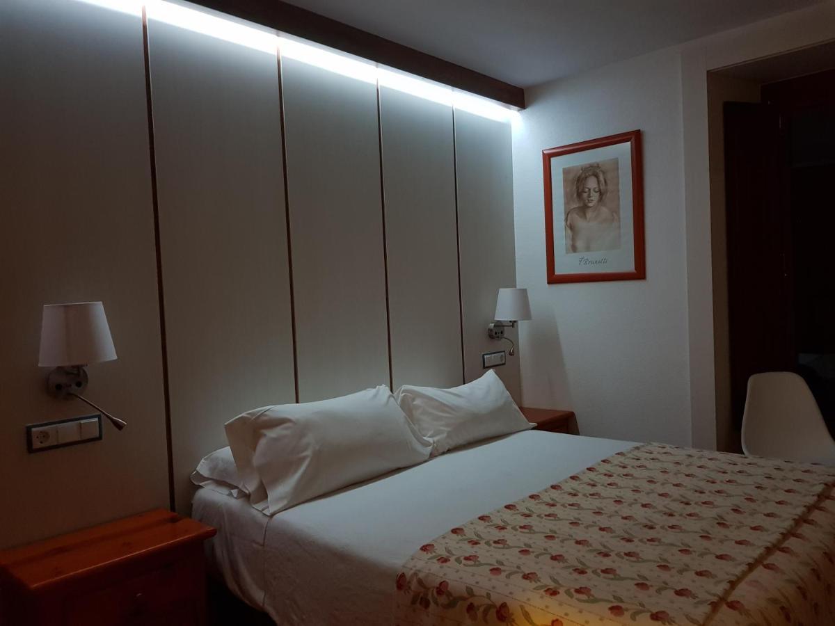 Hostal El Panadero Sepúlveda Extérieur photo